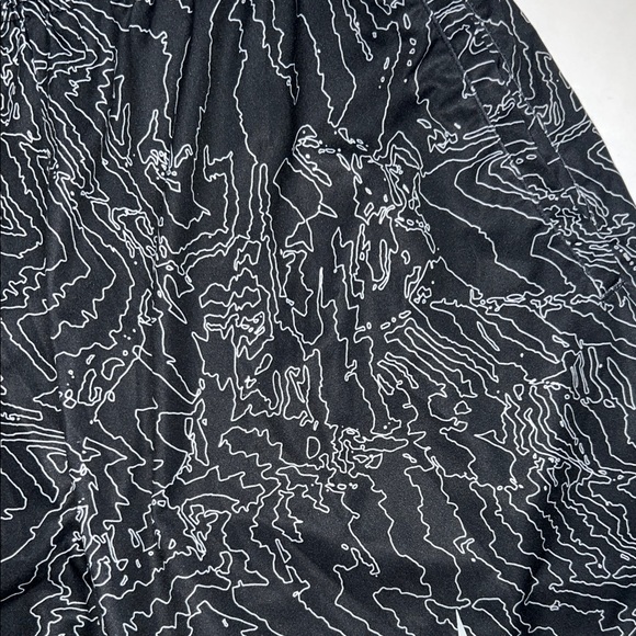 Nike Men's Drifit Black Patterned Athletic Shorts - Picture 5 of 11
